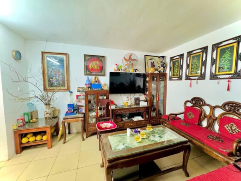 CHÍNH CHỦ CẦN BÁN GẤP NHÀ MẶT PHỐ ĐẶNG TẤT PHỐ VIP BA ĐÌNH GIÁP RANH TÂY HỒ KD VỈA HÈ Ô TÔ TRÁNH  50M  X 3 TẦNG MT 6,5M 20 TỶ